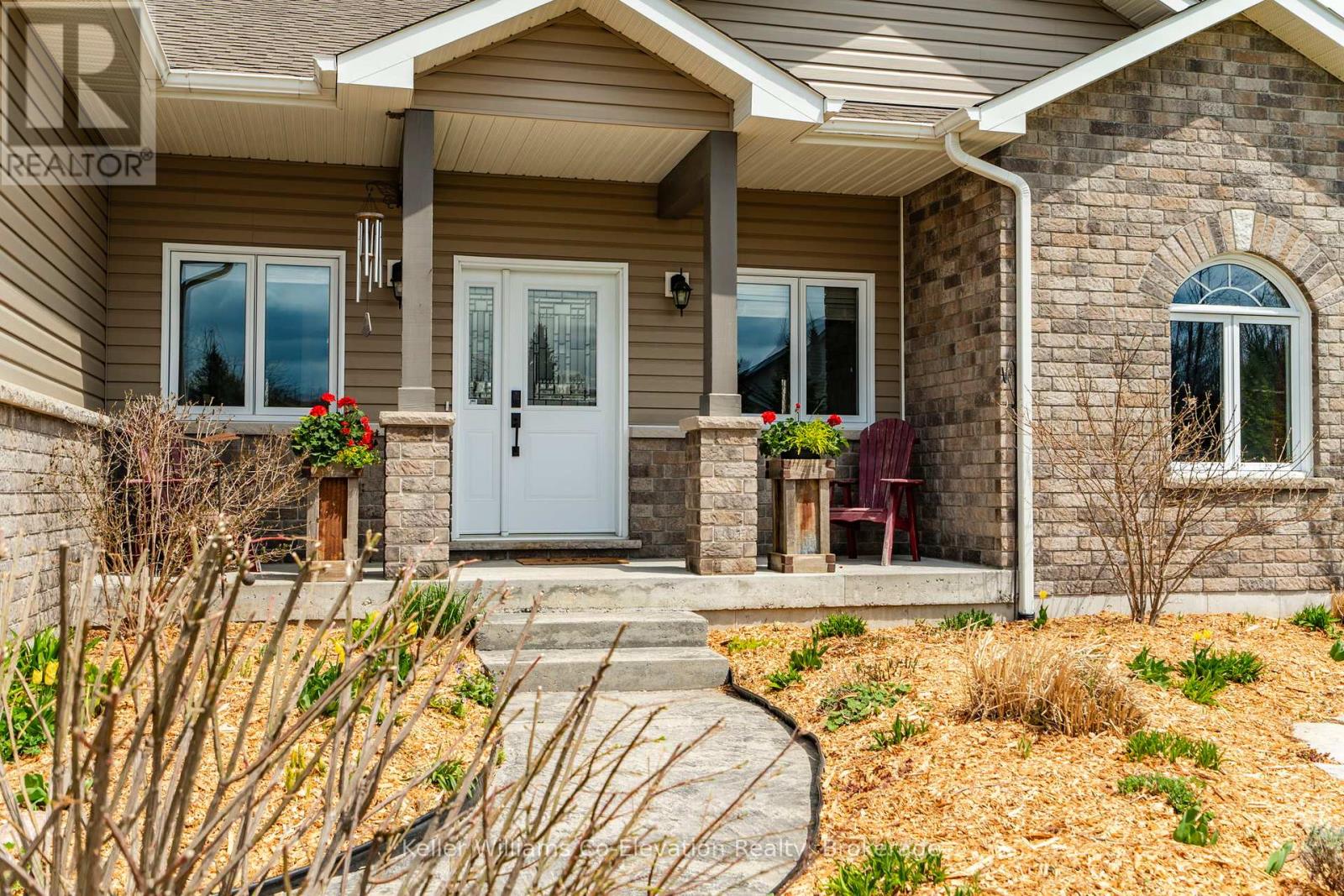 53 Boyd Crescent, Oro-Medonte, Ontario  L0K 1N0 - Photo 7 - S12135404