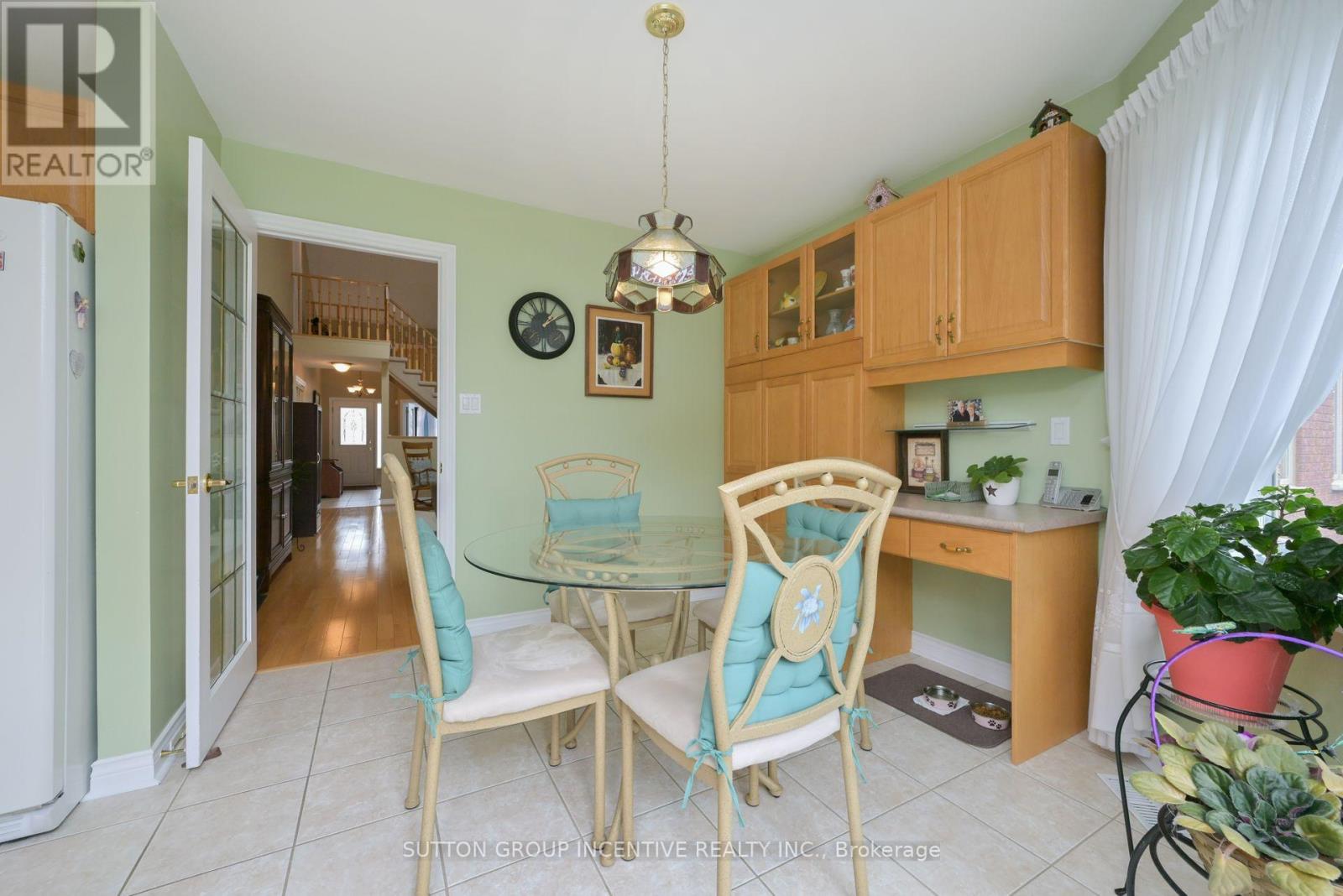 23 Briar Gate Way, New Tecumseth, Ontario  L9R 2A7 - Photo 11 - N12132477
