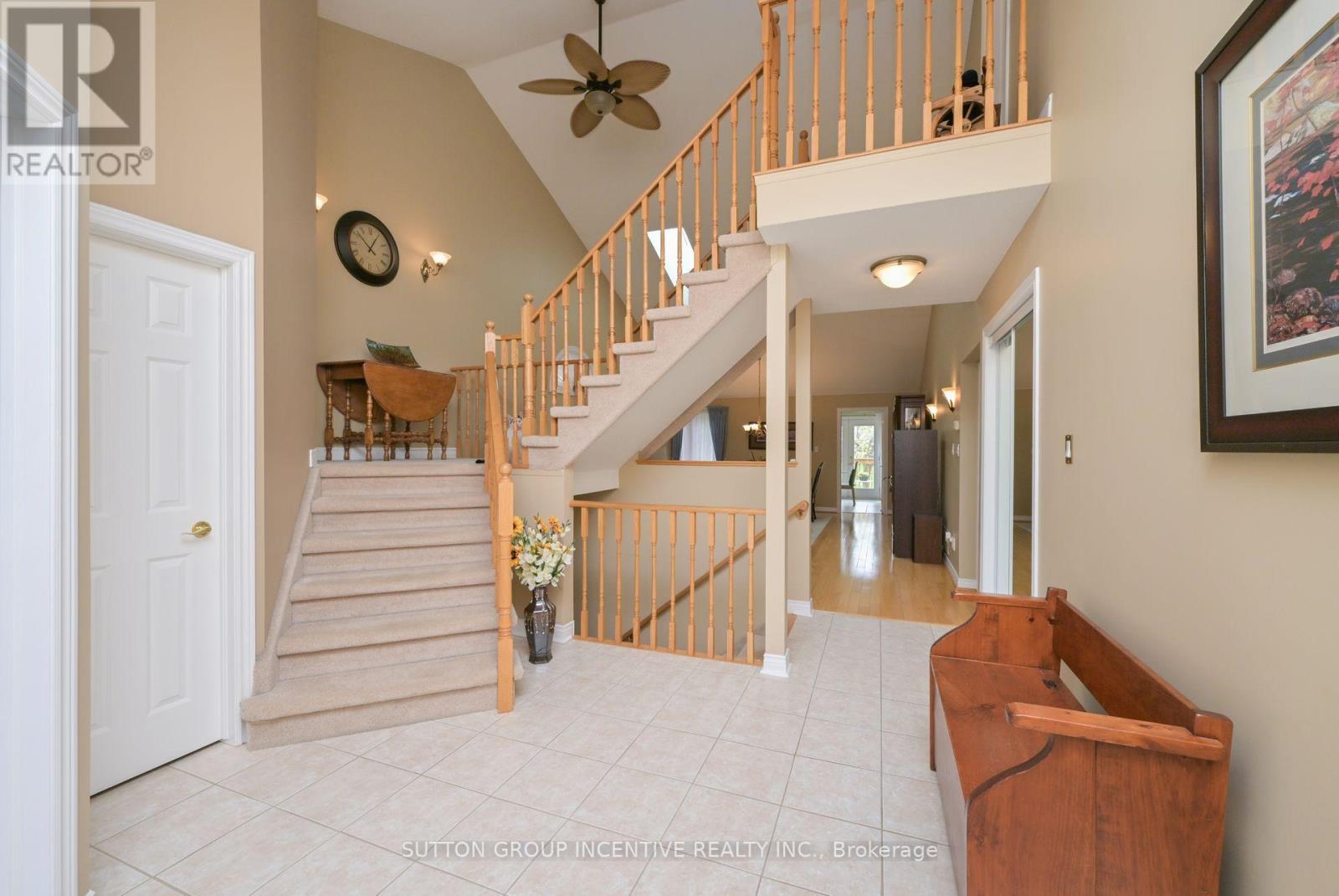 Property at 23 BRIAR GATE WAY image 4