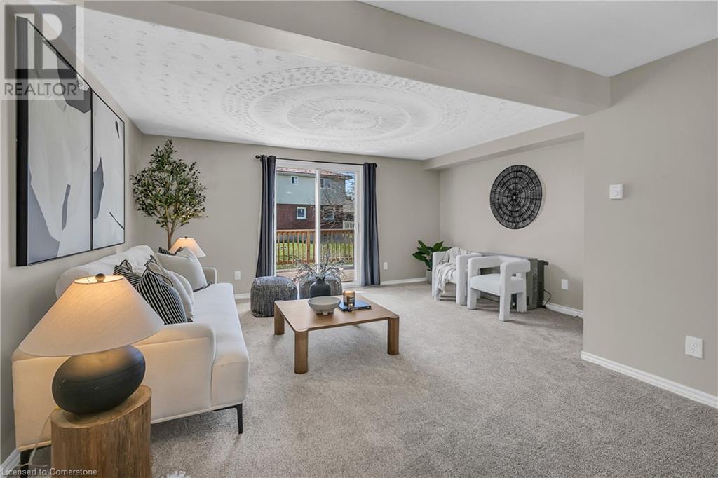Property at 319B MAYVIEW Crescent image 5
