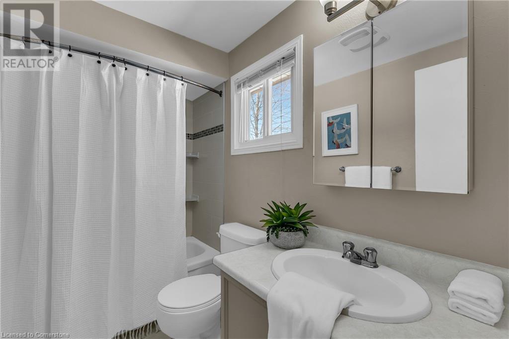 319b Mayview Crescent, Waterloo, Ontario  N2V 1P7 - Photo 14 - 40721709