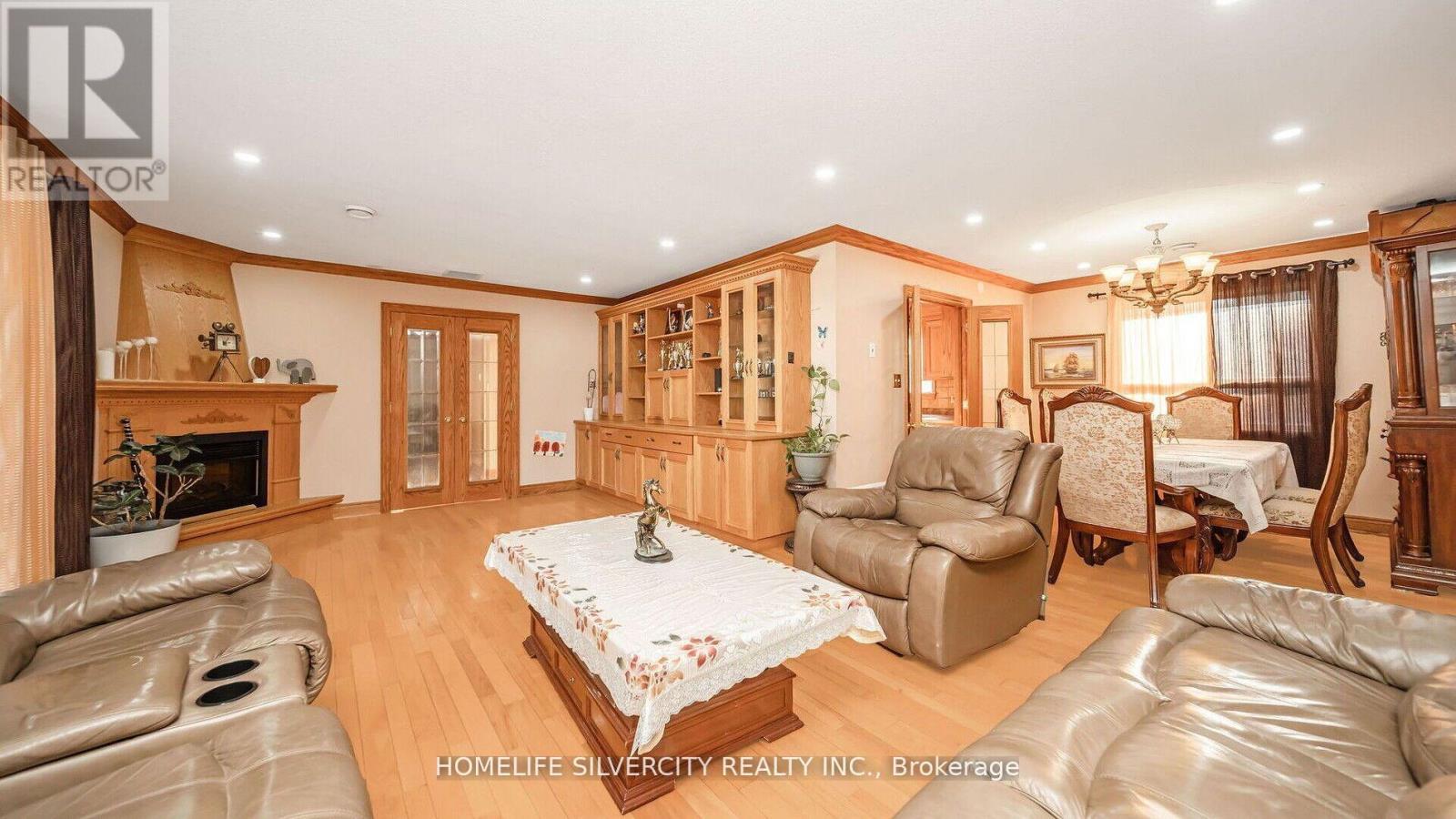 14208 Torbram Road, Caledon, Ontario  L7C 2T1 - Photo 4 - W11942761