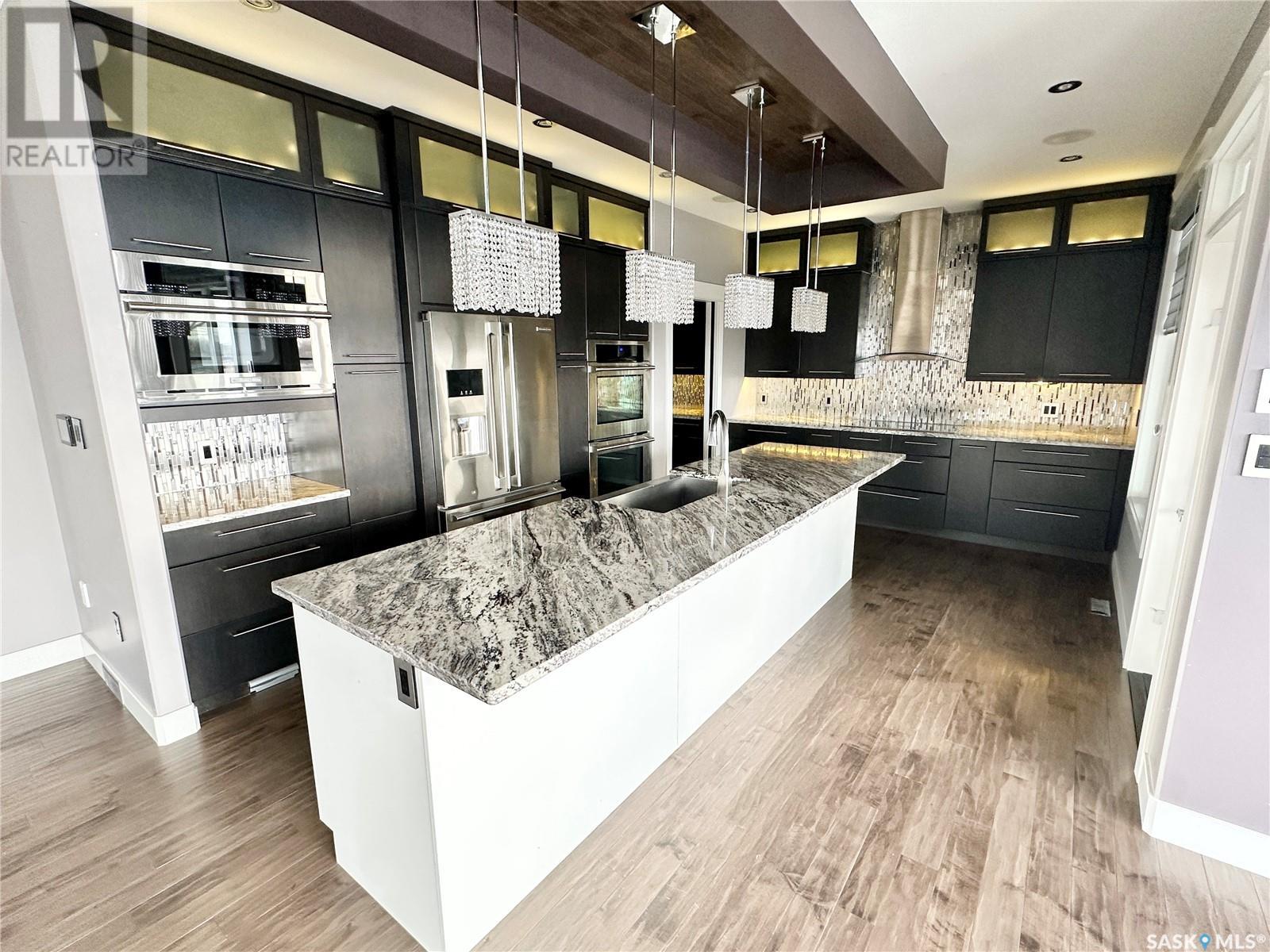 837 Johnston Drive, Weyburn, Saskatchewan  S4H 3M5 - Photo 11 - SK993861
