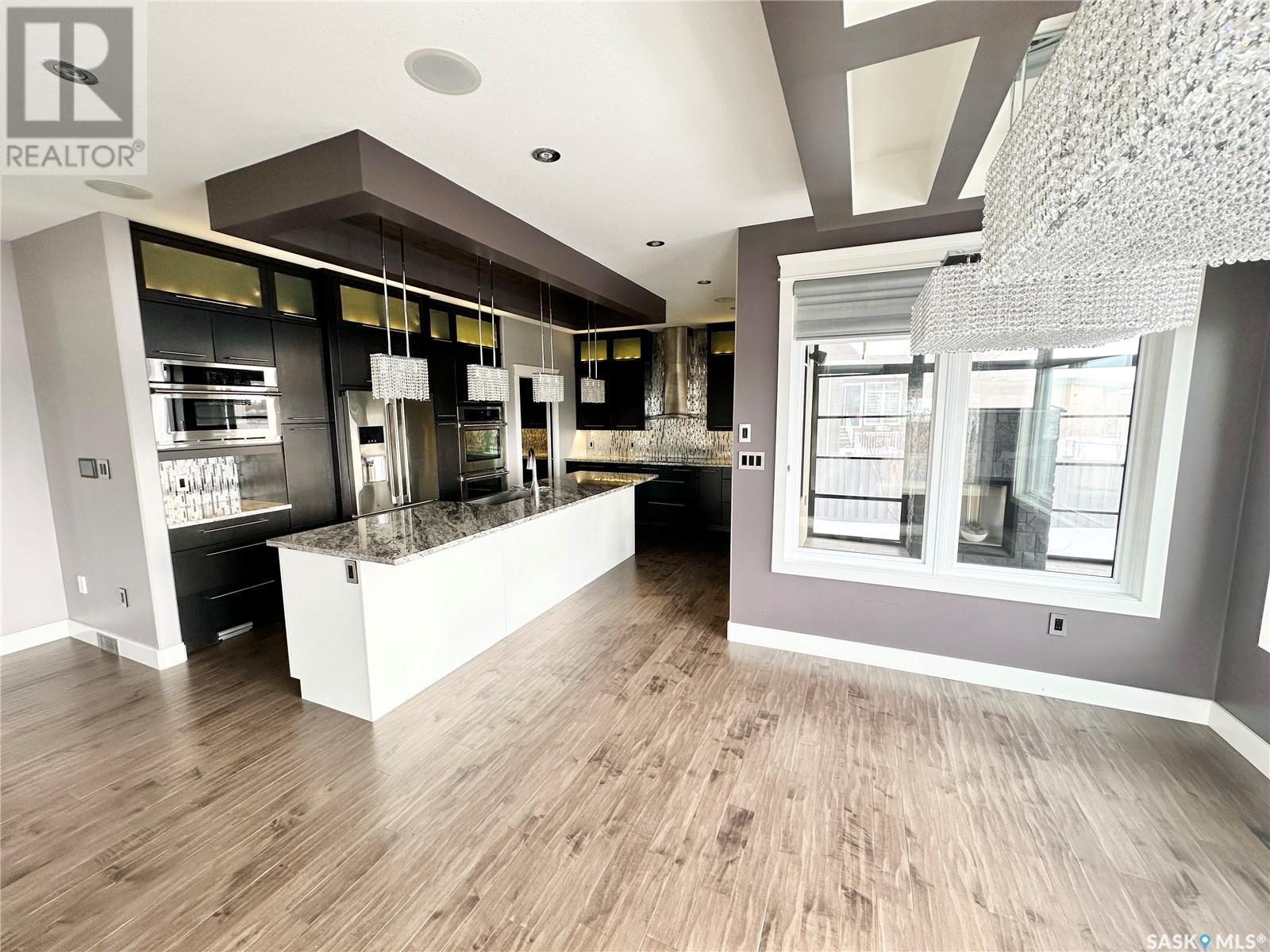 837 Johnston Drive, Weyburn, Saskatchewan  S4H 3M5 - Photo 10 - SK993861