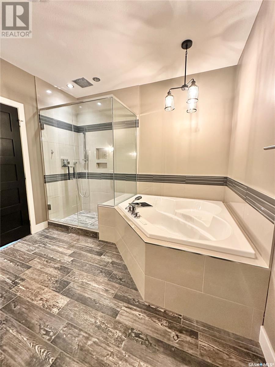 837 Johnston Drive, Weyburn, Saskatchewan  S4H 3M5 - Photo 40 - SK993861