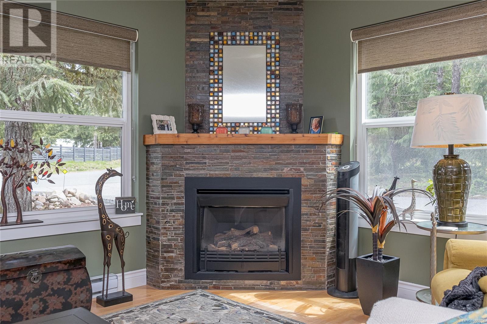 Property at 6716 Wall St image 3