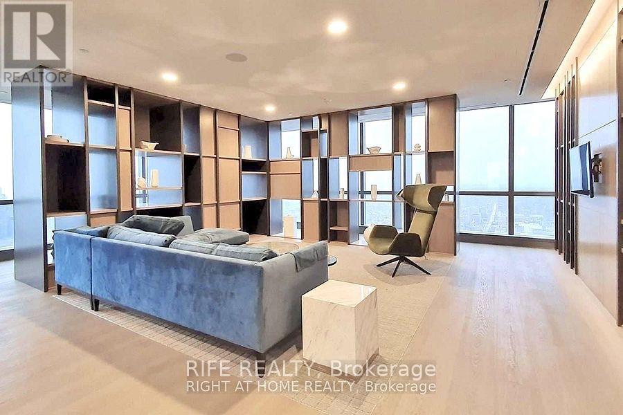 519 - 7 Grenville Street, Toronto, Ontario  M4Y 1A1 - Photo 30 - C12134152