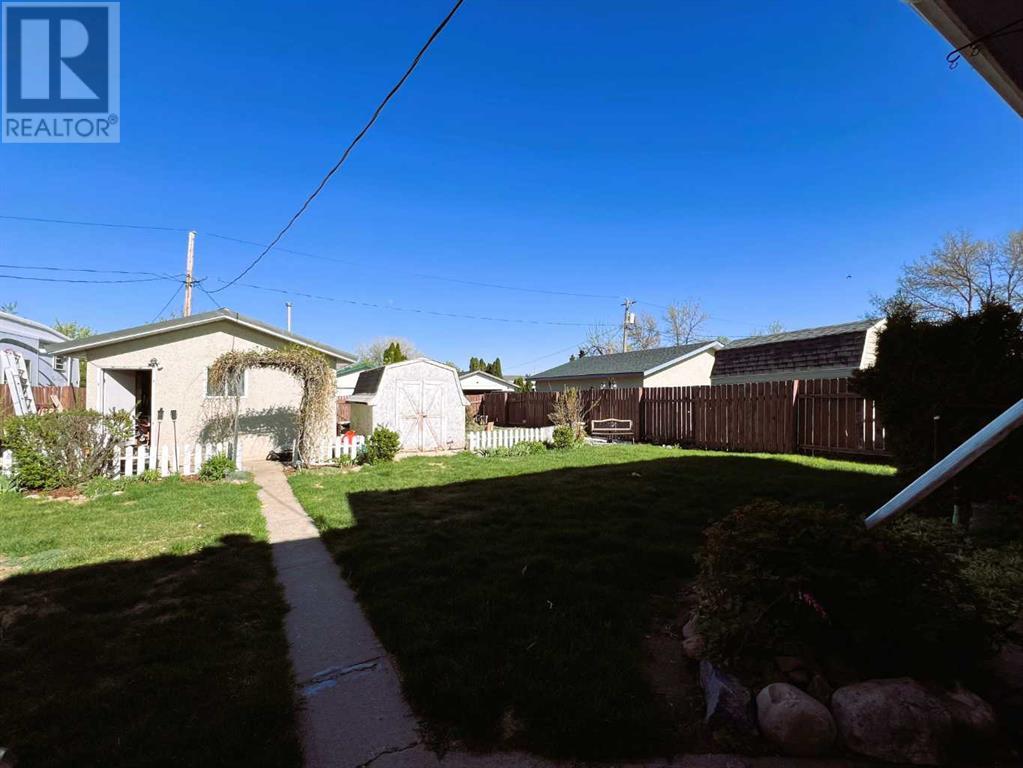 819 4 Street Se, Redcliff, Alberta  T0J 2P0 - Photo 35 - A2218819