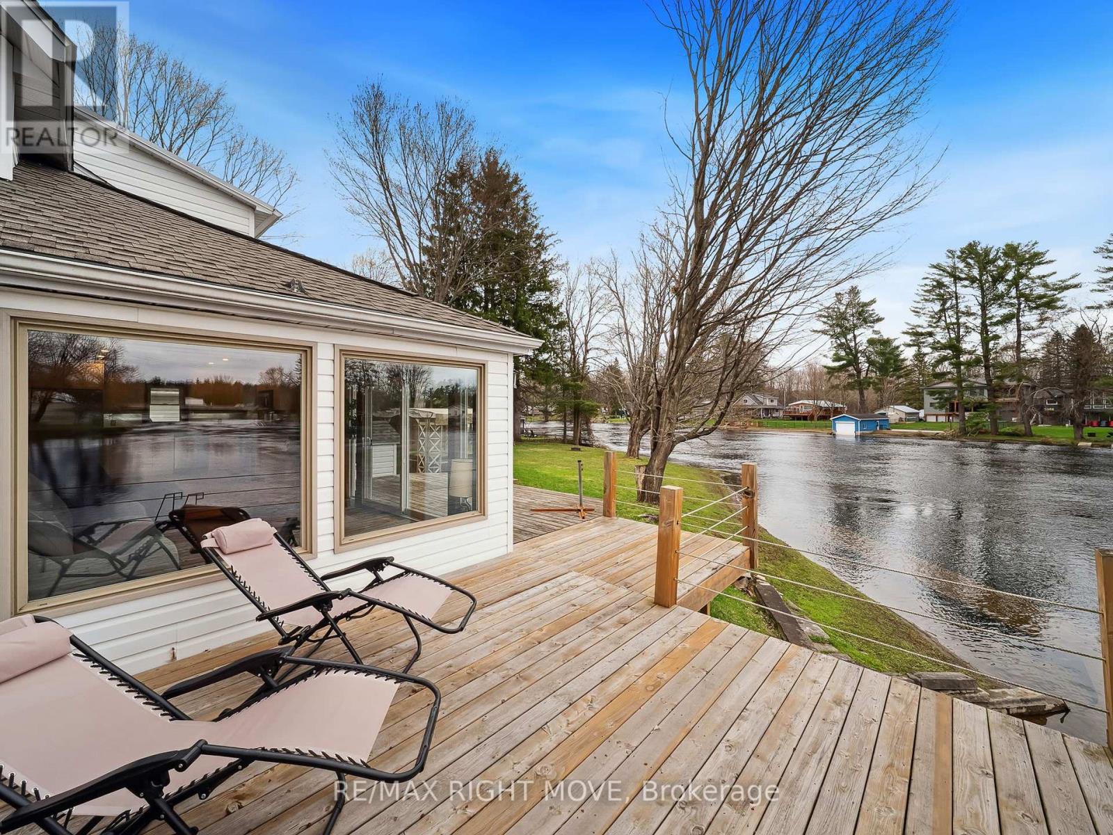 Property at 1012 COWBELL LANE image 4