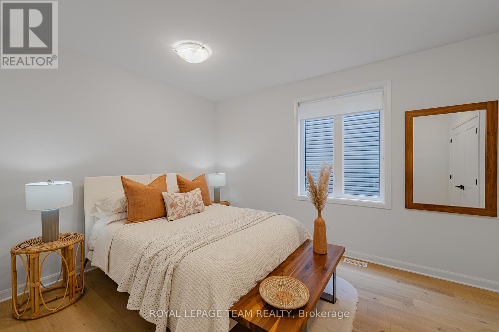 2055 Wanderer Avenue, Ottawa, Ontario  K4M 0W9 - Photo 13 - X12135401