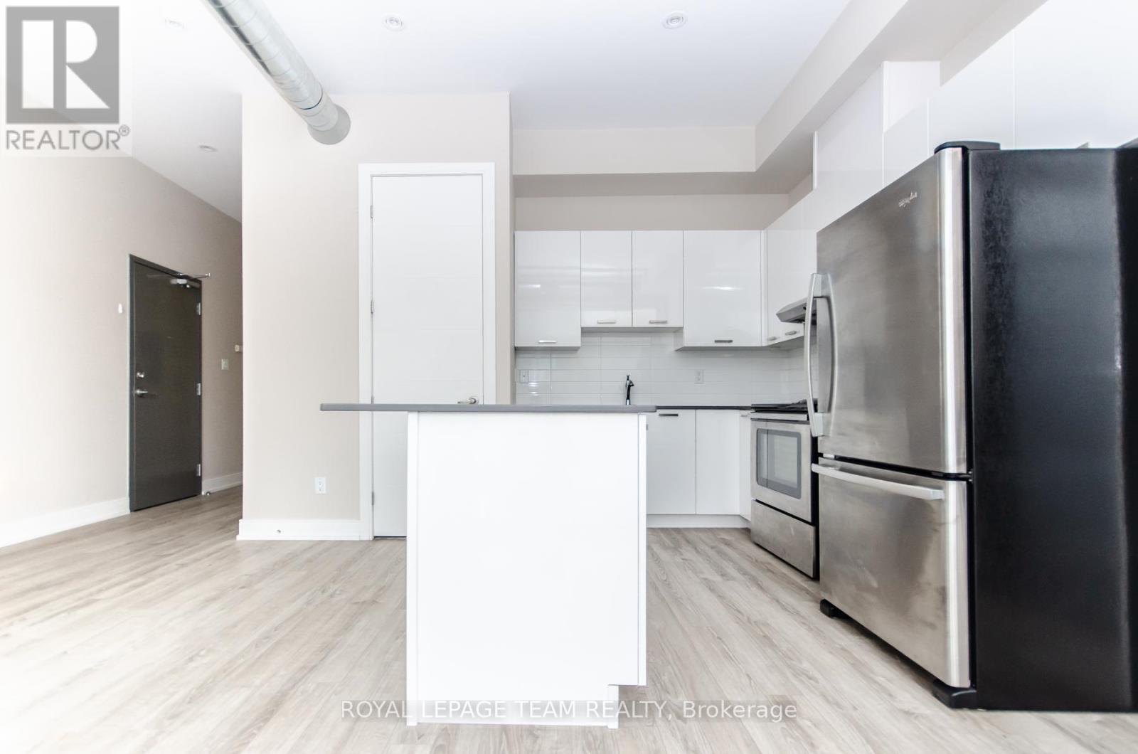 81 Norman Street, Ottawa, Ontario  K1S 3K3 - Photo 7 - X12135406