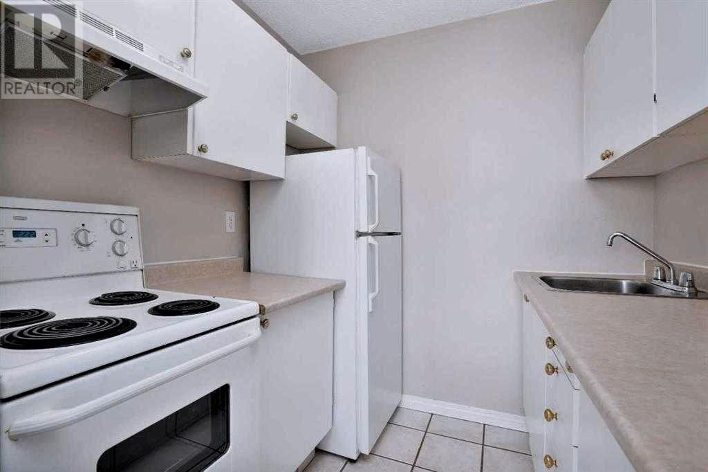 310, 4820 47 Avenue, Red Deer, Alberta  T4N 6B9 - Photo 9 - A2219400