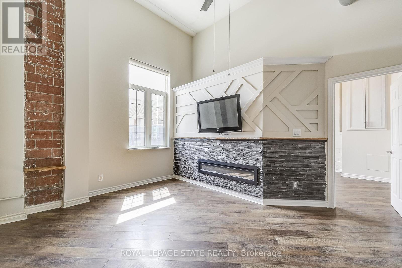 110 - 80 King William Street, Hamilton, Ontario  L8R 0A1 - Photo 10 - X12116880