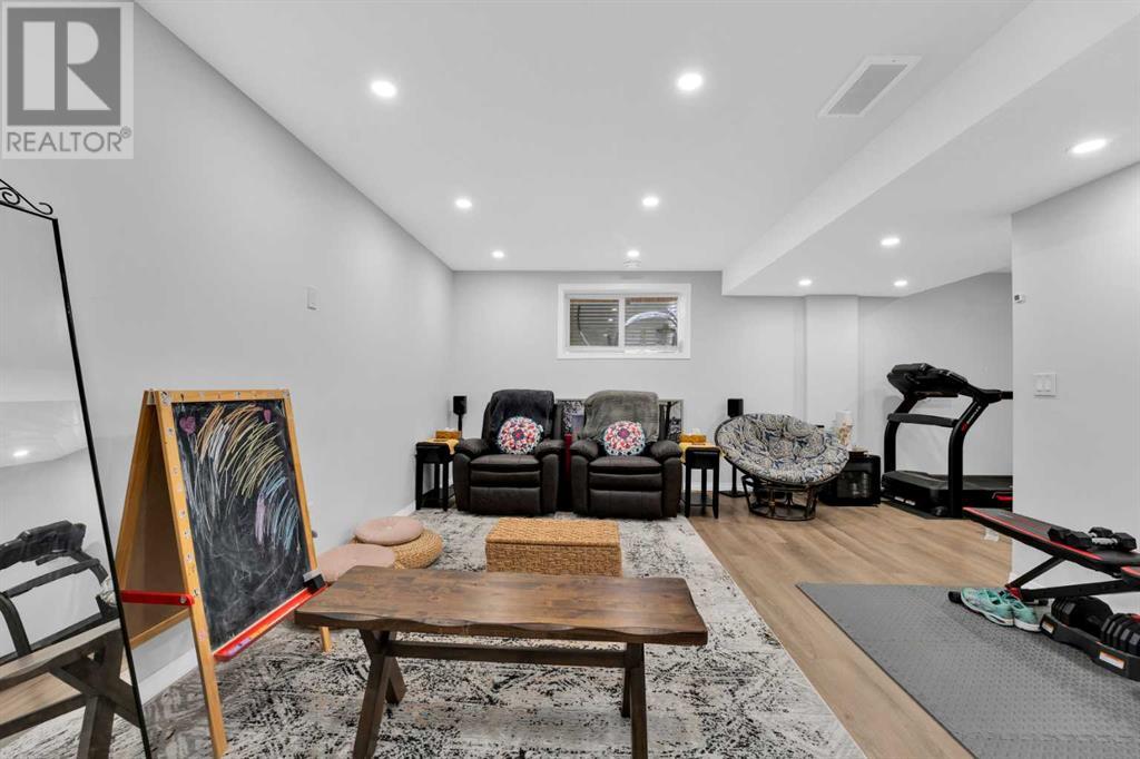 226 Carrington Circle Nw, Calgary, Alberta  T3P 0Y8 - Photo 33 - A2203313