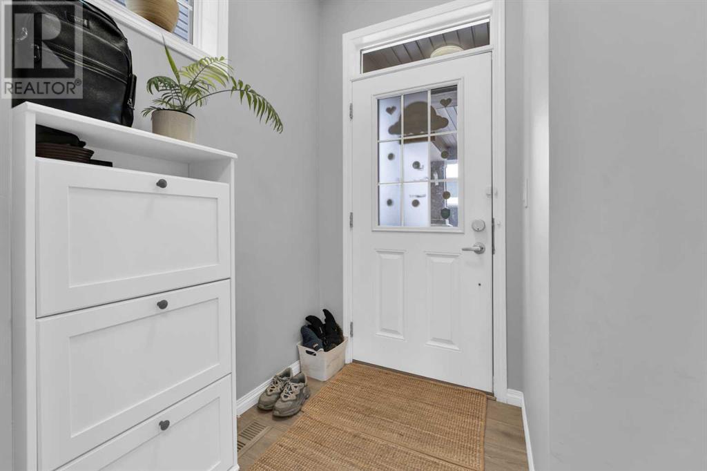 Property at 226 Carrington Circle NW image 5