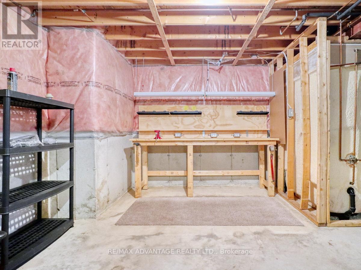 14 - 100 Stroud Crescent, London South, Ontario  N6E 4A1 - Photo 26 - X12135444