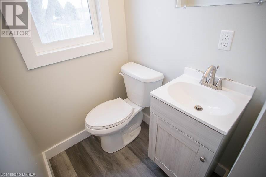 20 Park Avenue E, Brantford, Ontario  N3S 2Z2 - Photo 14 - 40726664
