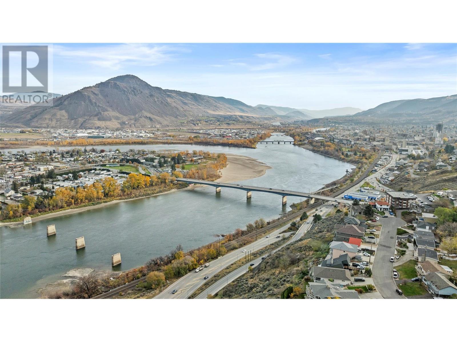 Property at 15 Hudson's Bay Trail Unit# 828 image 3
