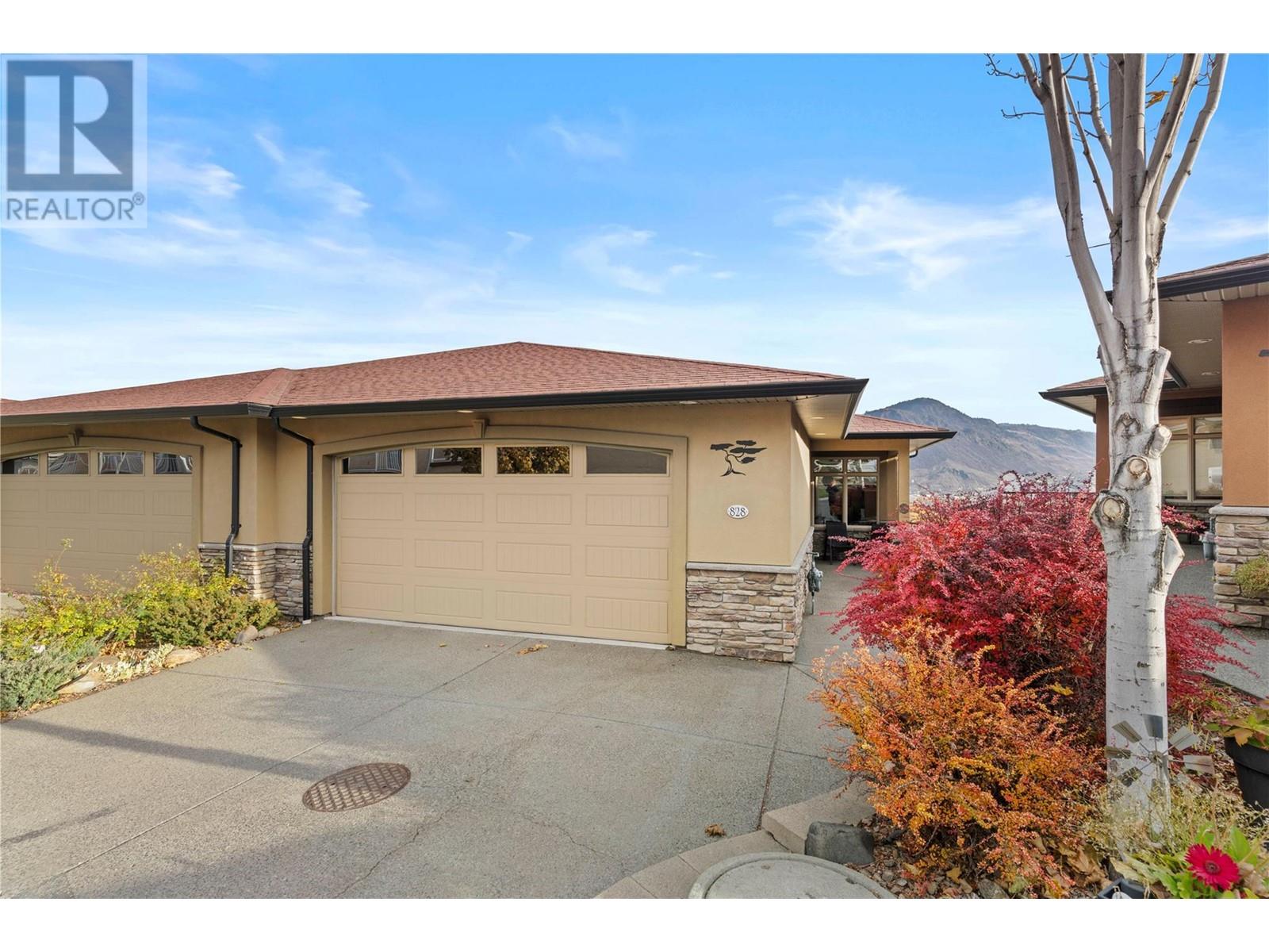 Property at 15 Hudson's Bay Trail Unit# 828 image 1
