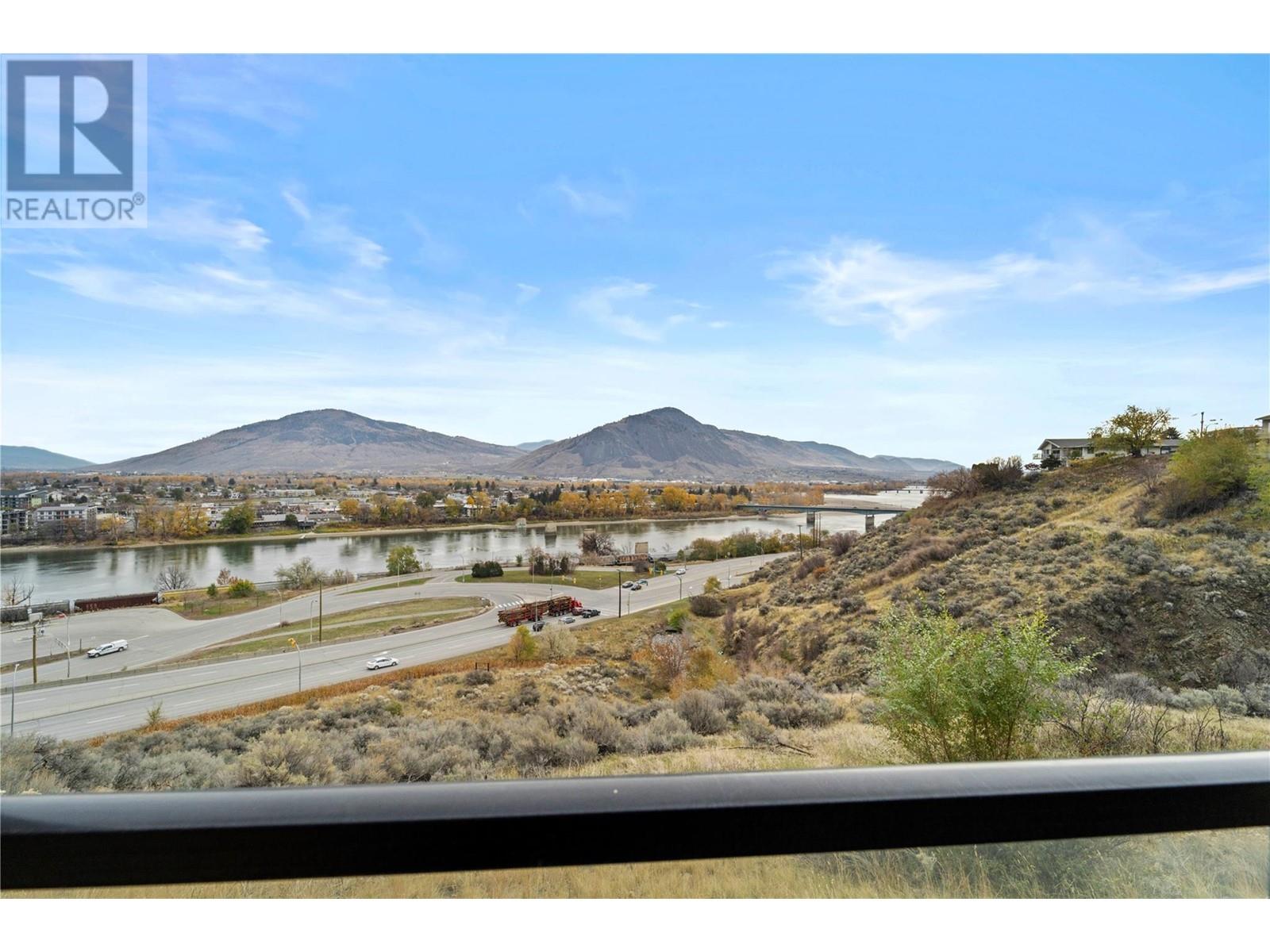 Property at 15 Hudson's Bay Trail Unit# 828 image 2