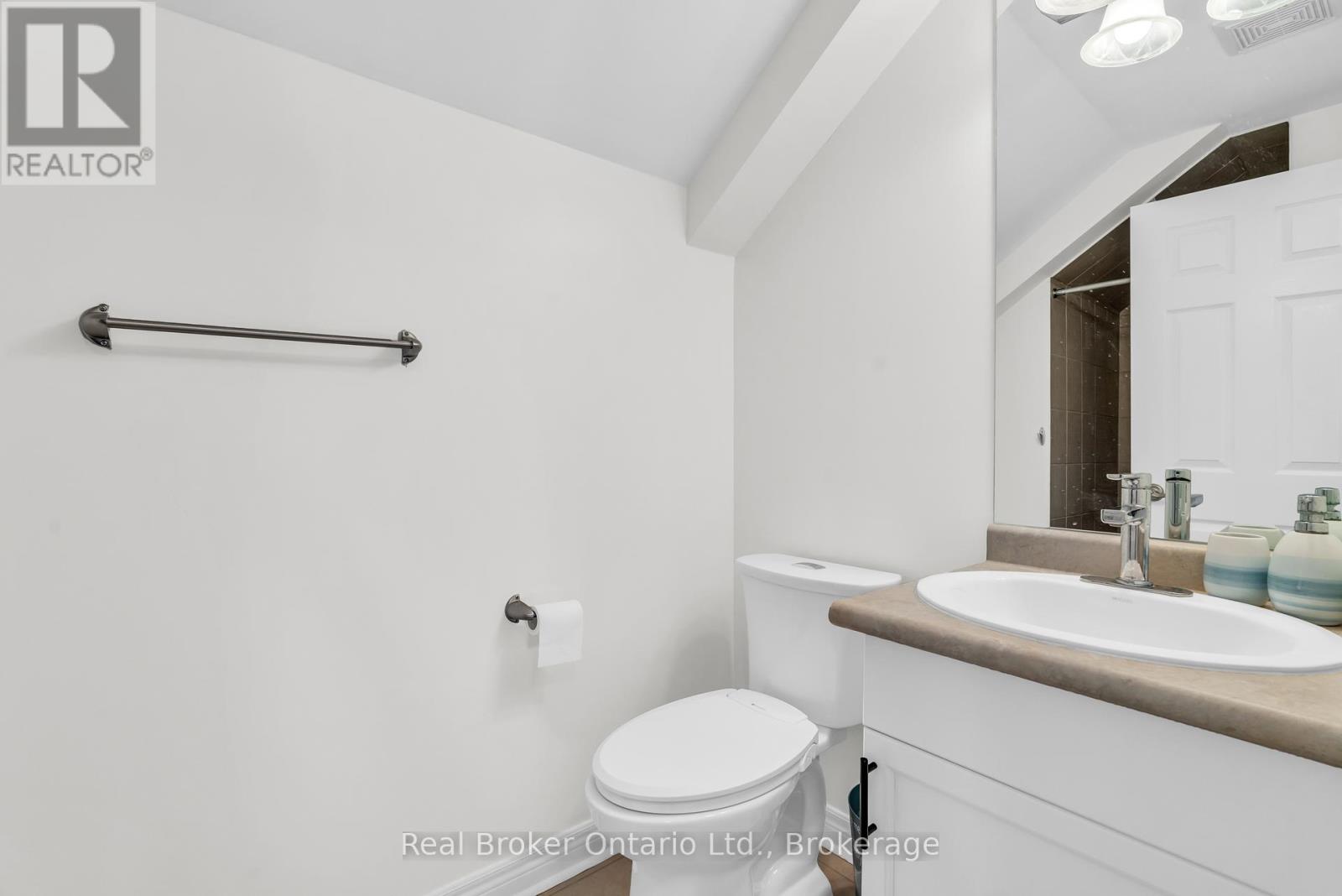 26 Sinclair Street, Guelph, Ontario  N1L 1R6 - Photo 24 - X12135445