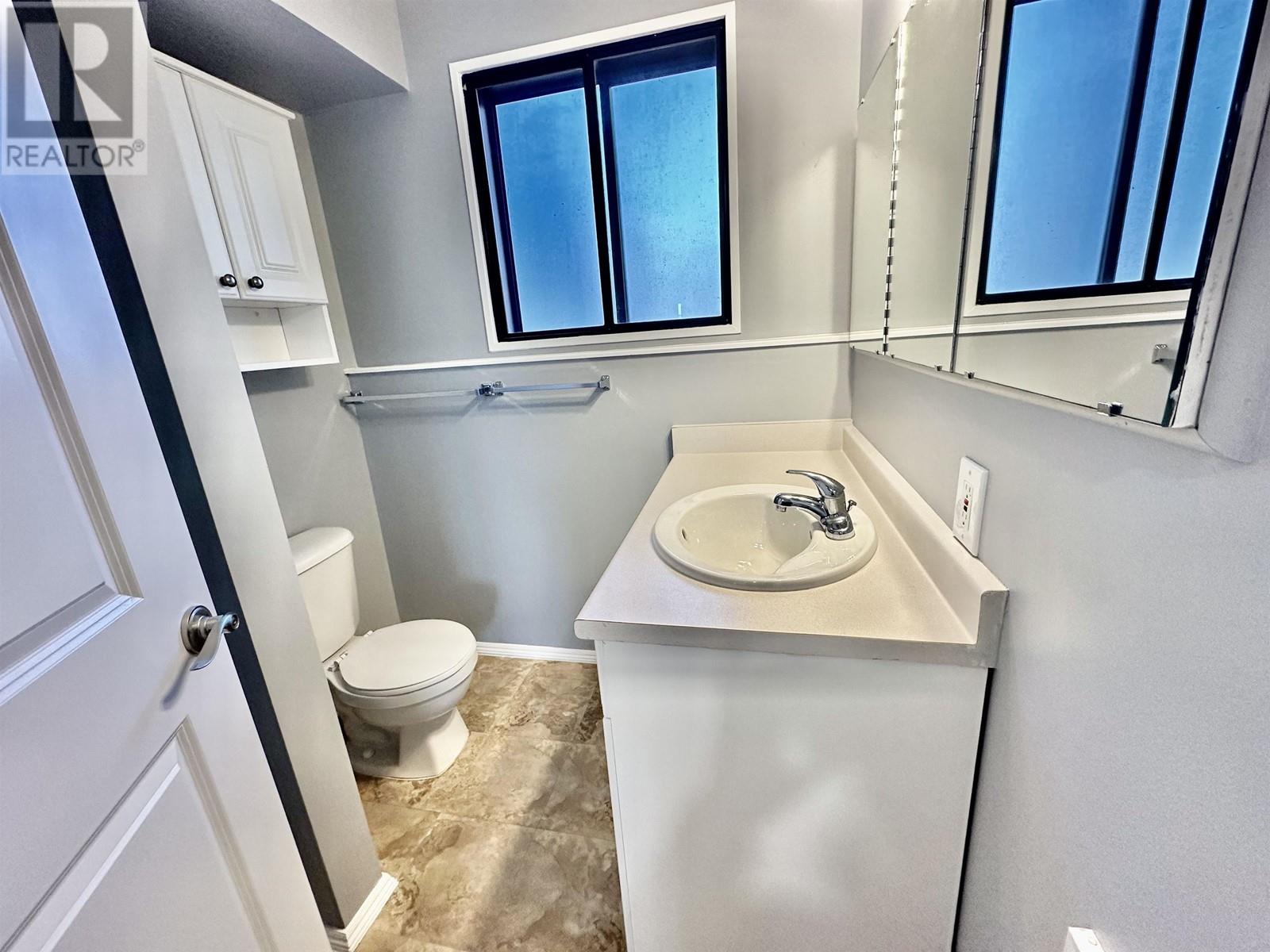 6406 Fox Crescent, 70 Mile House, British Columbia  V0K 2K1 - Photo 20 - R3000137