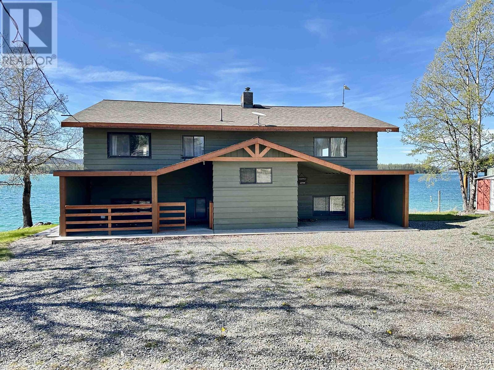 6406 Fox Crescent, 70 Mile House, British Columbia  V0K 2K1 - Photo 2 - R3000137