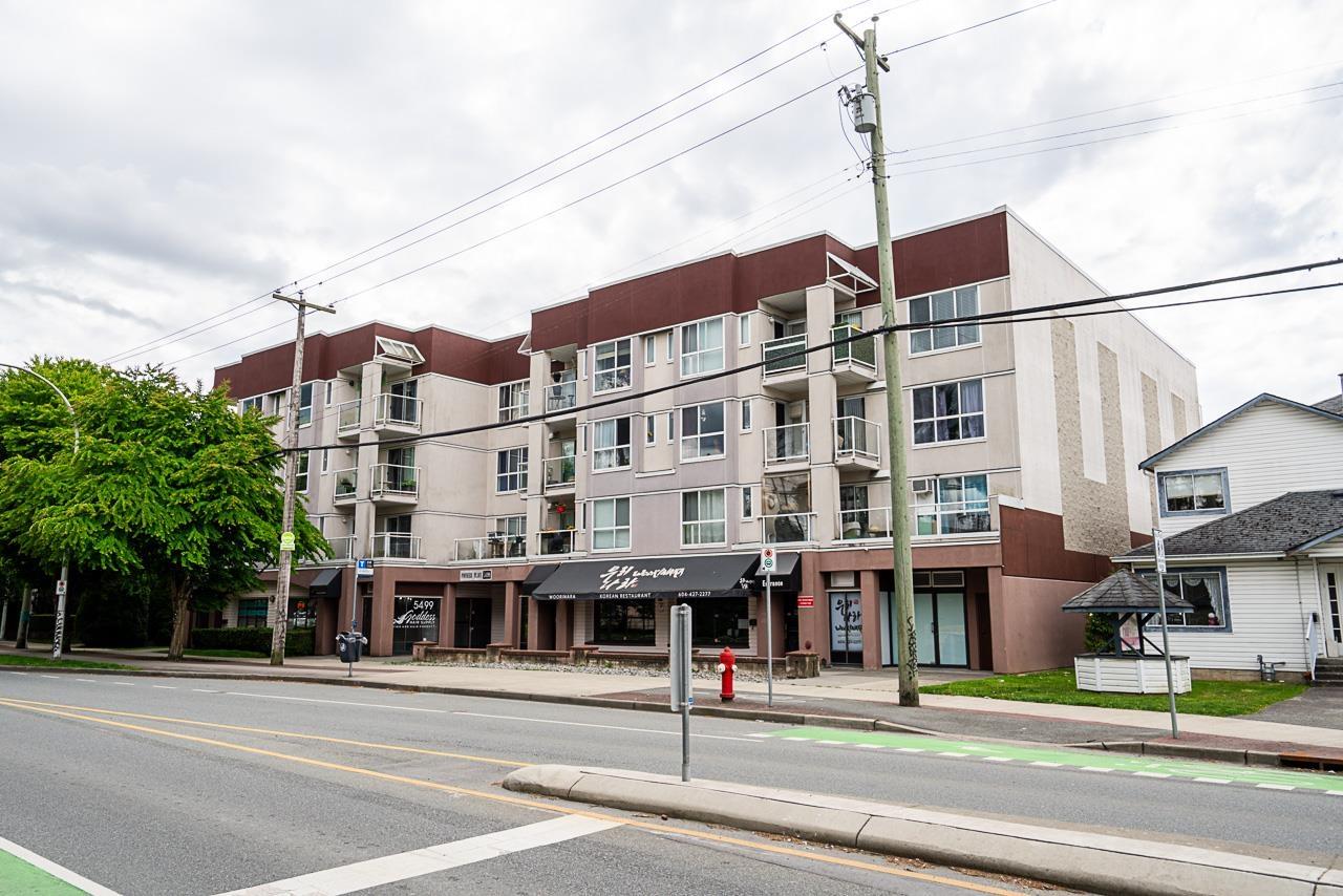 302 5499 203 Street, Langley, British Columbia  V3A 1W1 - Photo 2 - R3000370