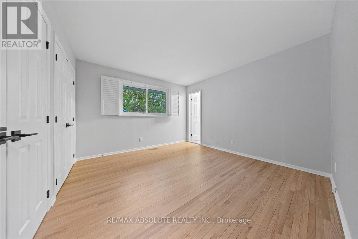 36 Beverly Street, Ottawa, Ontario  K2S 0S2 - Photo 24 - X12135485