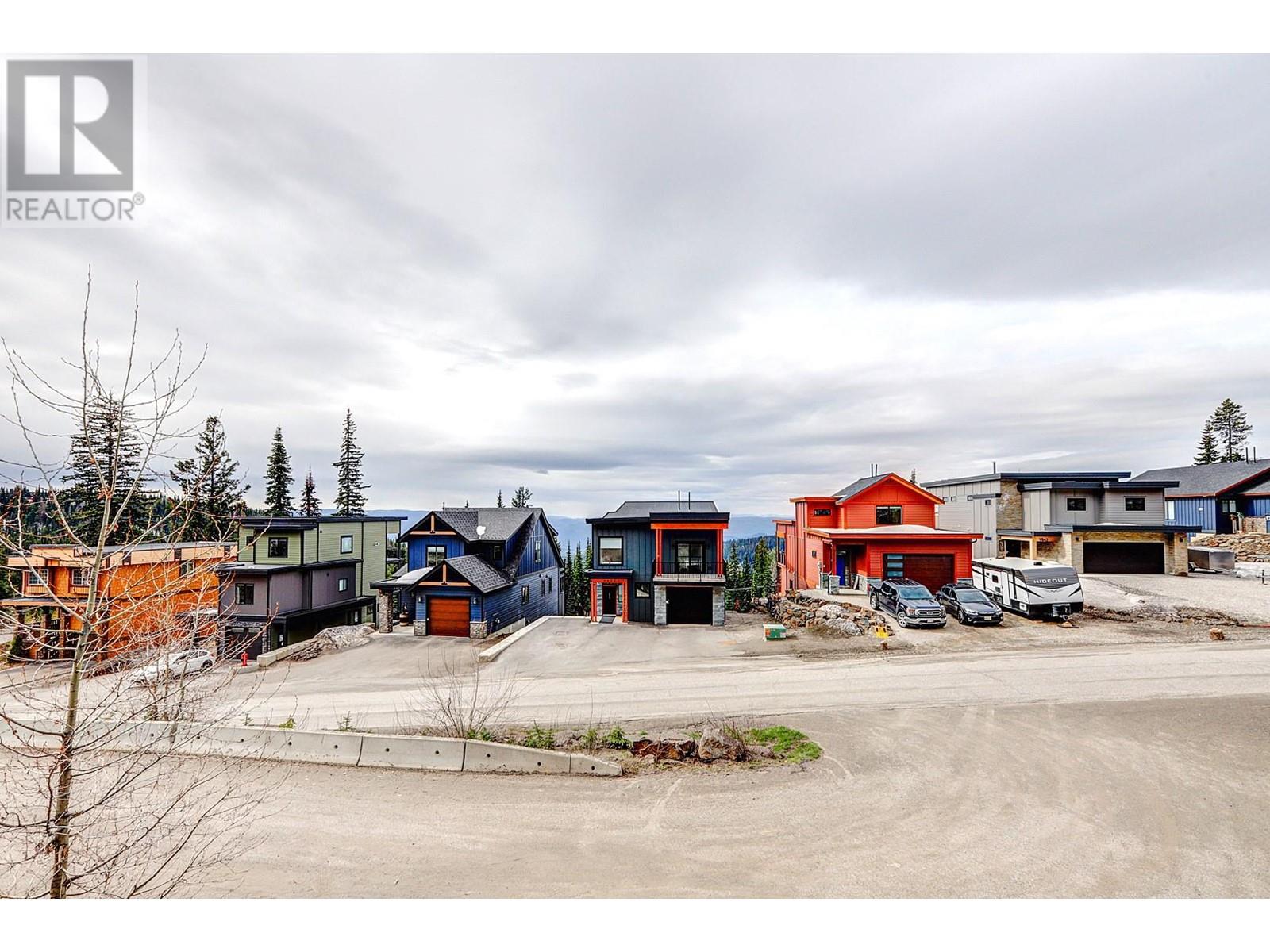 9834 Cathedral Drive, Silver Star, British Columbia  V1B 3M1 - Photo 30 - 10346613