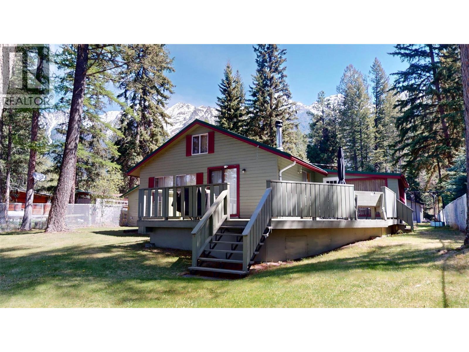 2401 Garbutts Lake Road, fort steele, British Columbia
