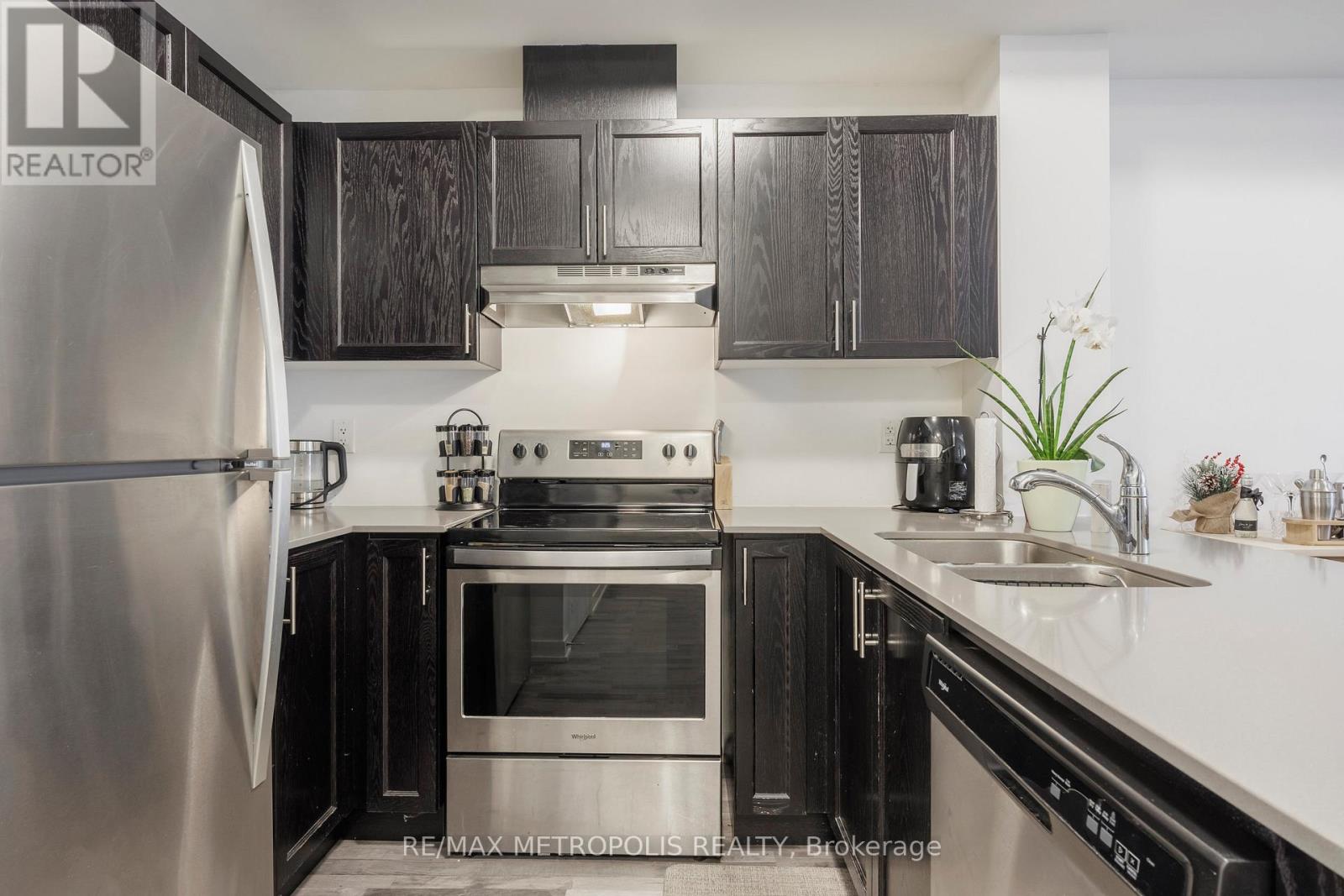 317 - 1460 Whites Road, Pickering, Ontario  L1V 0E8 - Photo 11 - E12135472