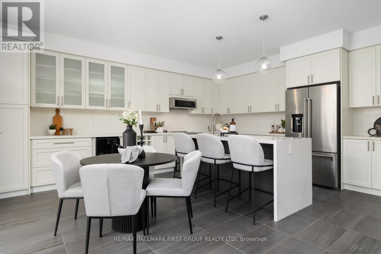 20 Auckland Drive, Whitby, Ontario  L1P 0G6 - Photo 12 - E12135477