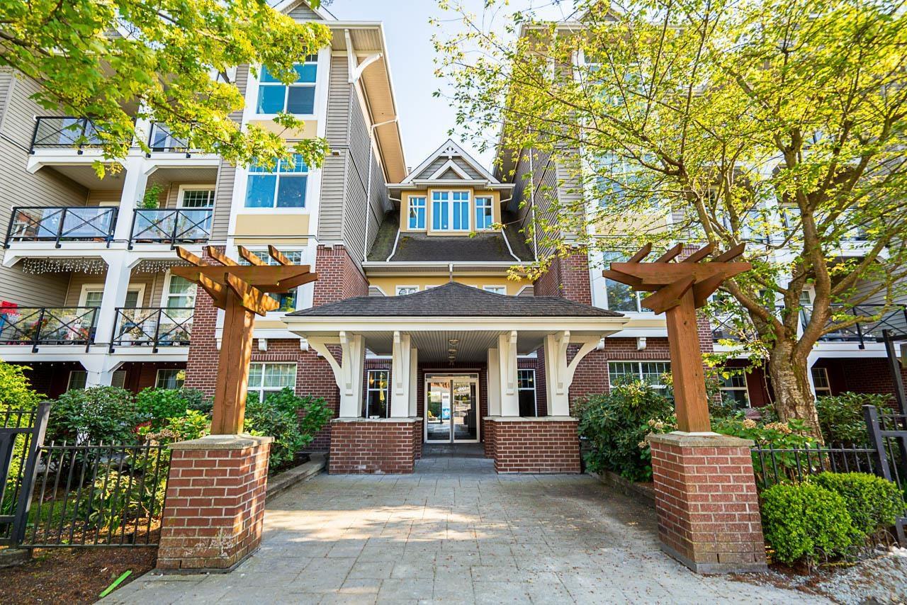 403 17712 57a Avenue, Surrey, British Columbia  V3S 1J1 - Photo 2 - R2993419