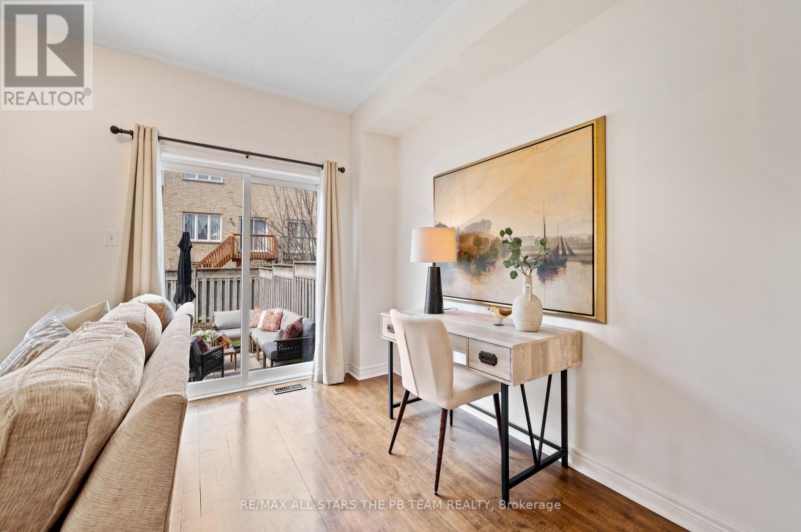 42 Spring Arbour Road, Vaughan, Ontario  L4J 0C3 - Photo 10 - N12135462