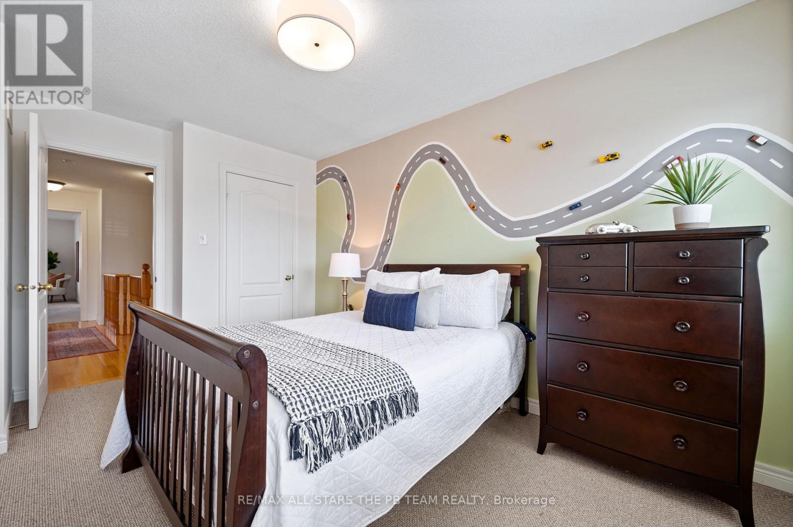 42 Spring Arbour Road, Vaughan, Ontario  L4J 0C3 - Photo 28 - N12135462
