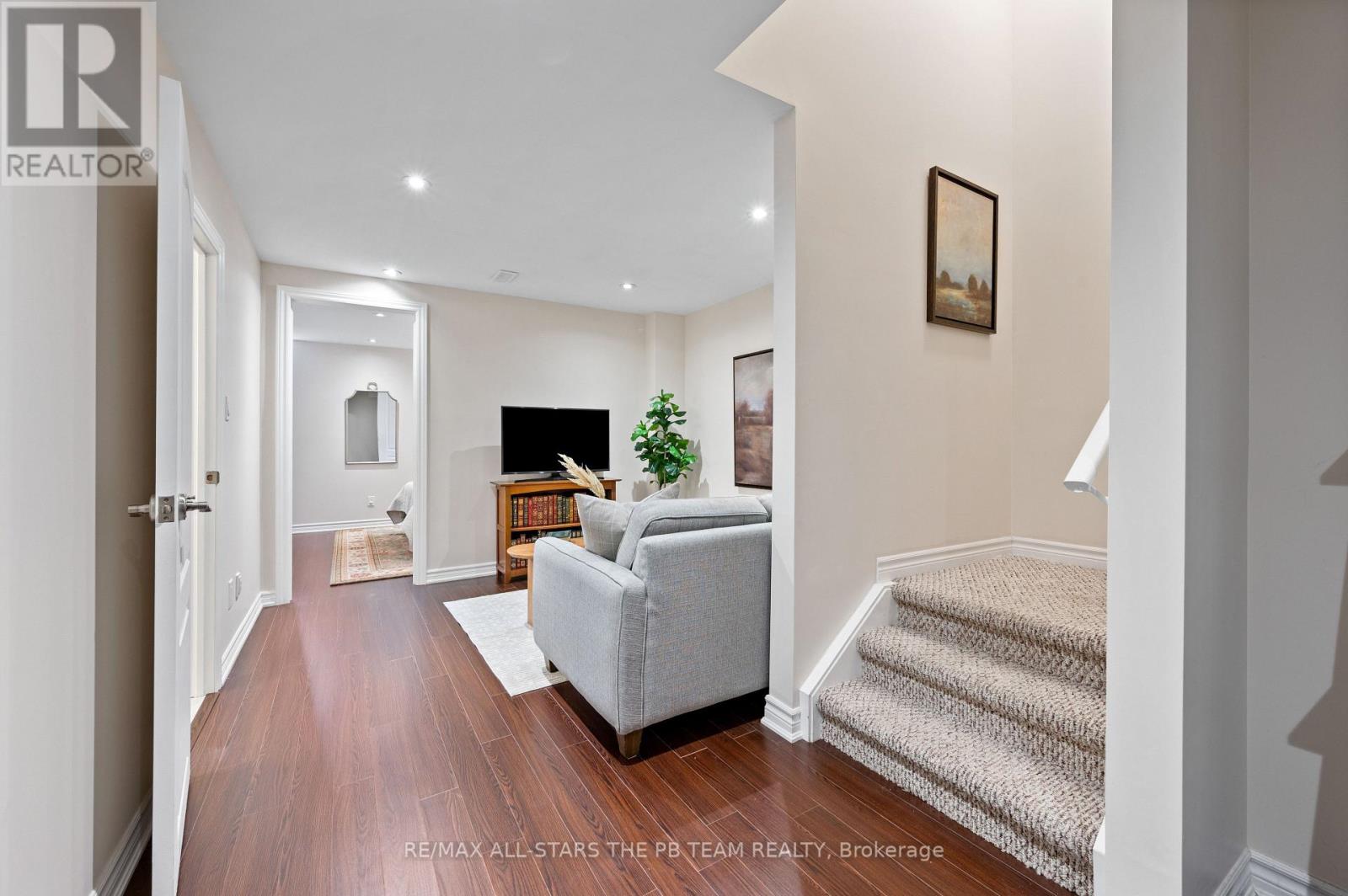 42 Spring Arbour Road, Vaughan, Ontario  L4J 0C3 - Photo 33 - N12135462