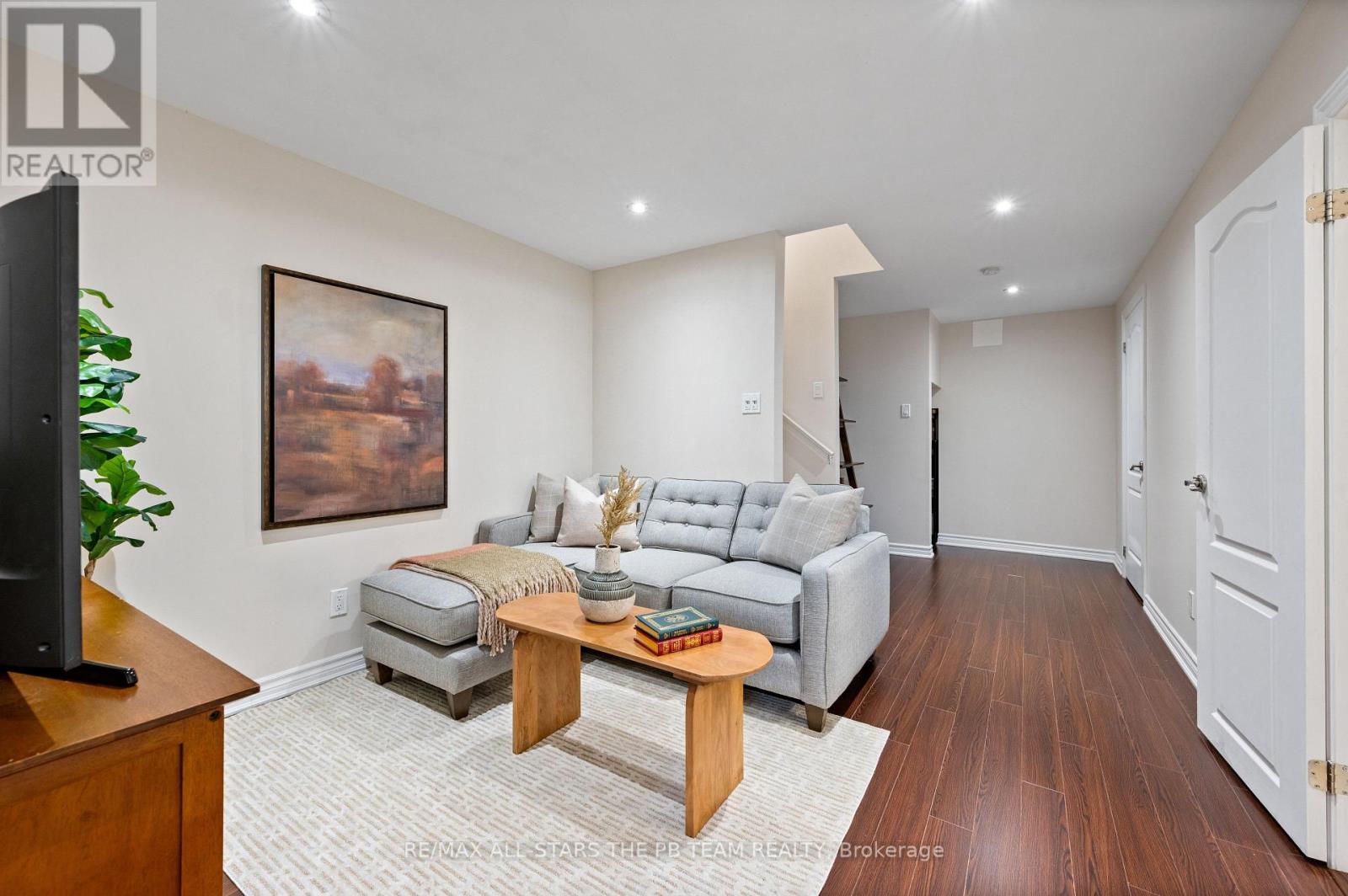 42 Spring Arbour Road, Vaughan, Ontario  L4J 0C3 - Photo 35 - N12135462