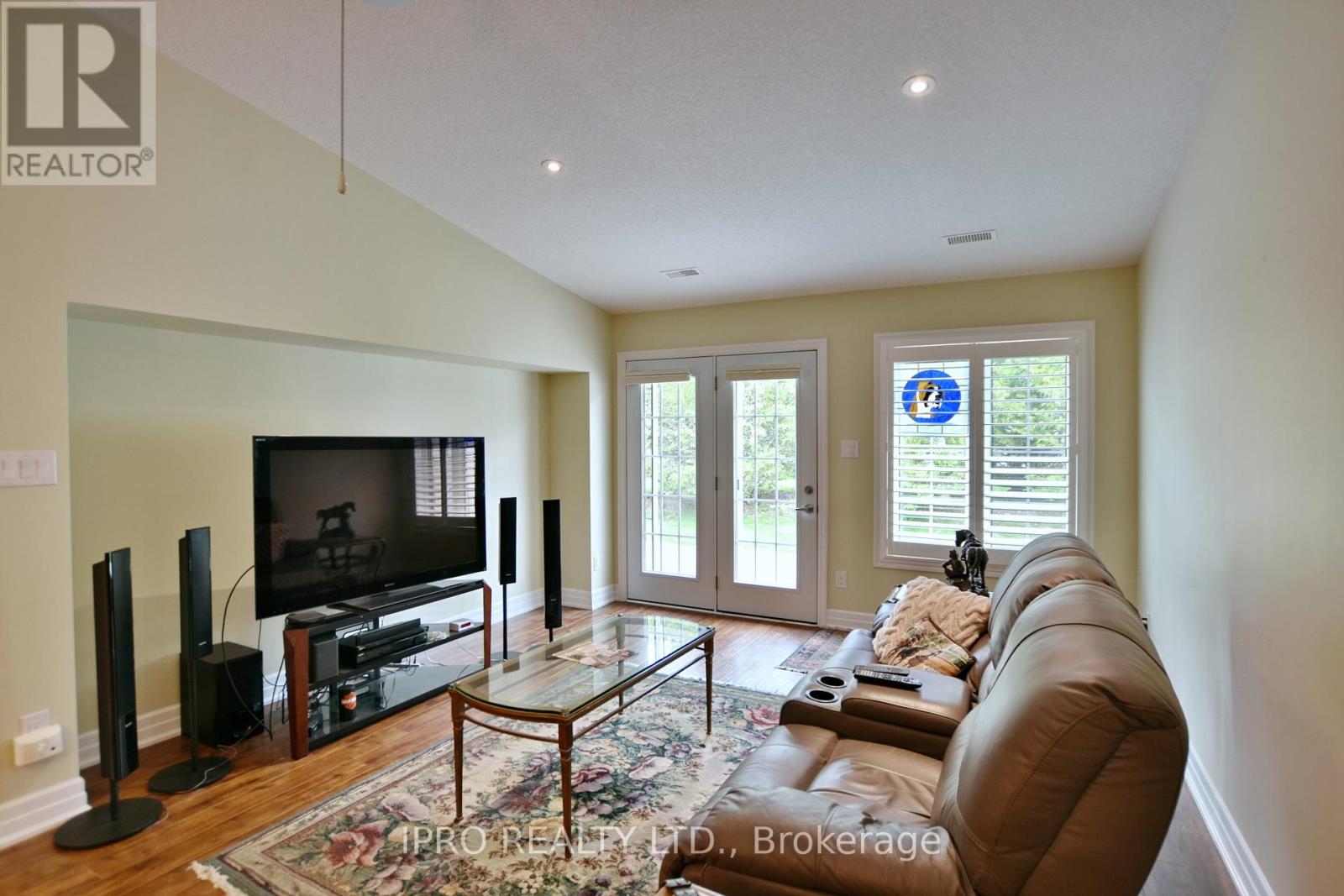 45 Clover Crescent, Wasaga Beach, Ontario  L9Z 0G4 - Photo 24 - S12135432