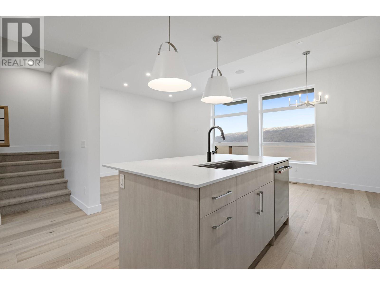 Property at 6008 Princess Street image 4