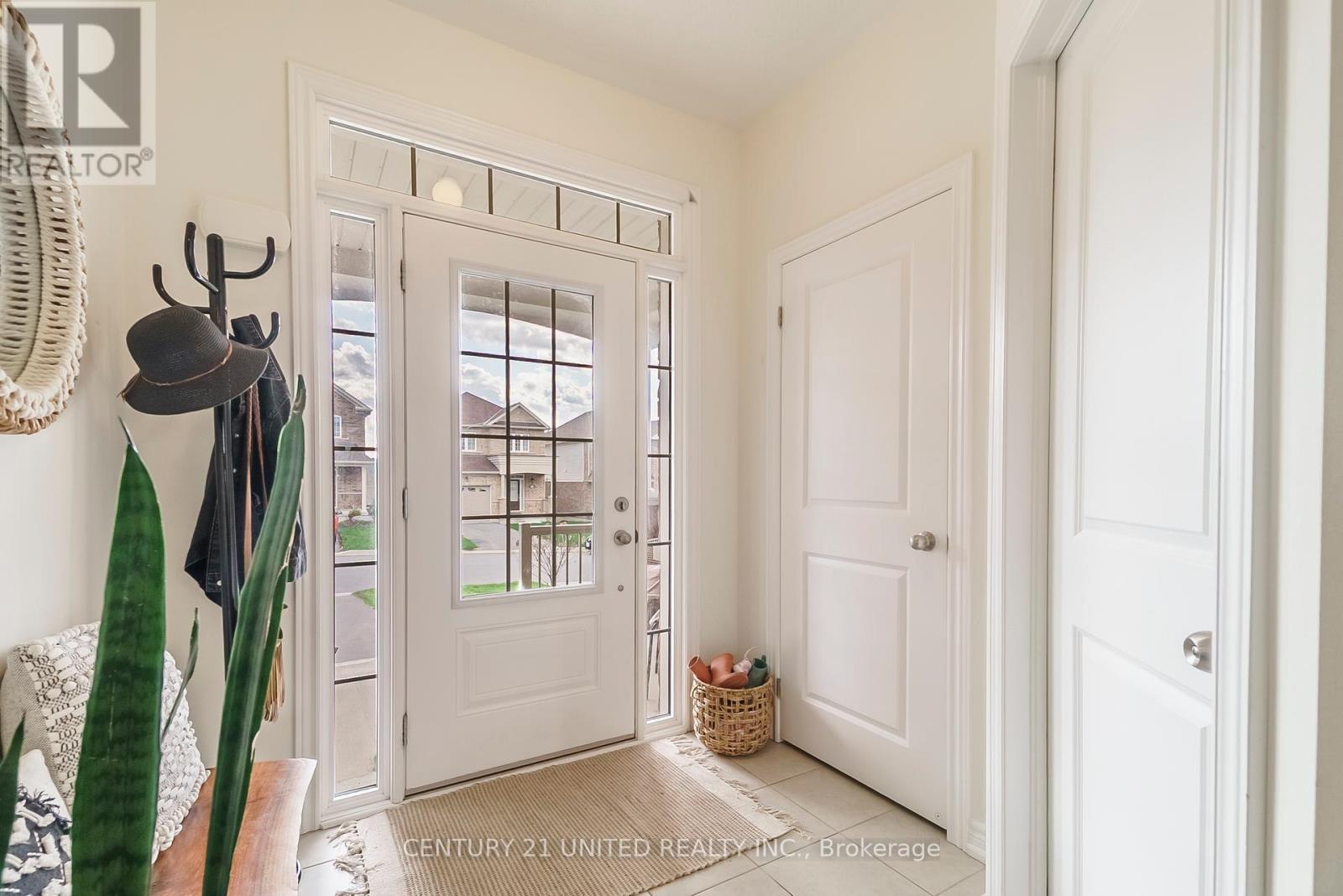 23 Veterans Road, Otonabee-South Monaghan, Ontario  K9J 0K2 - Photo 4 - X12135519