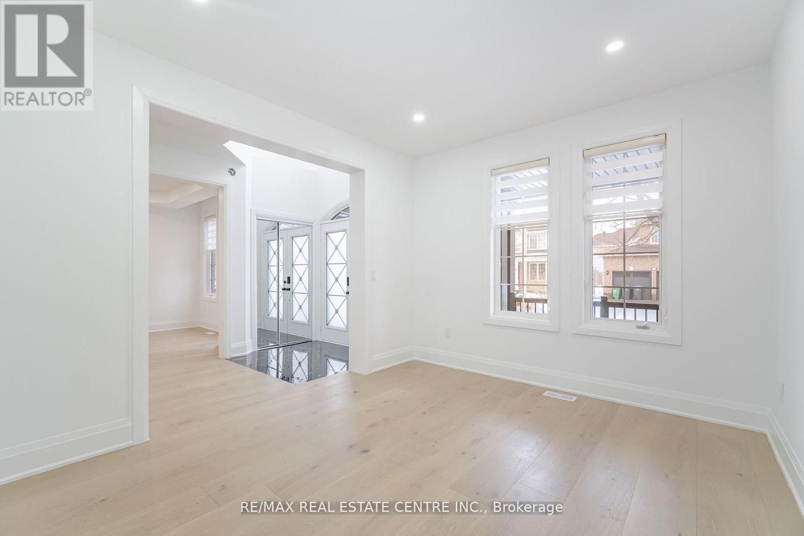 Property at 17 WONDER WAY image 5