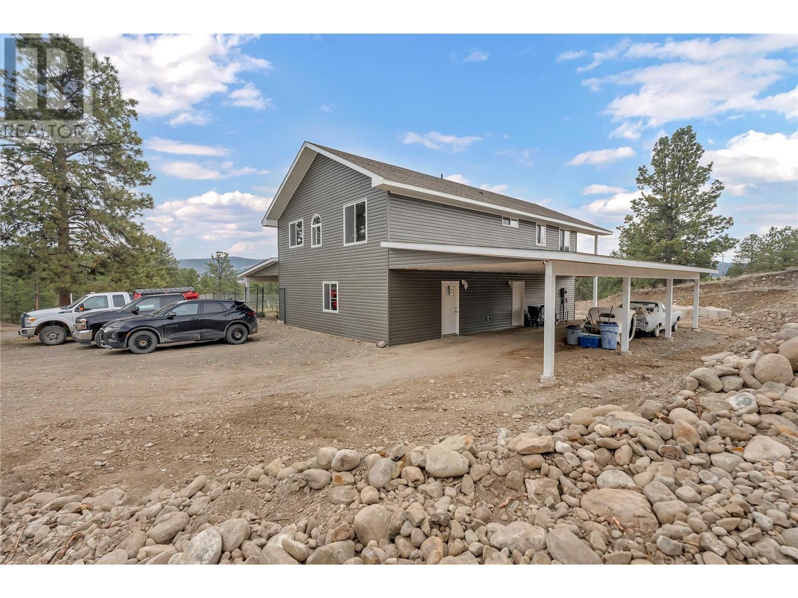 Property at 302 Laurie Currie Way image 4