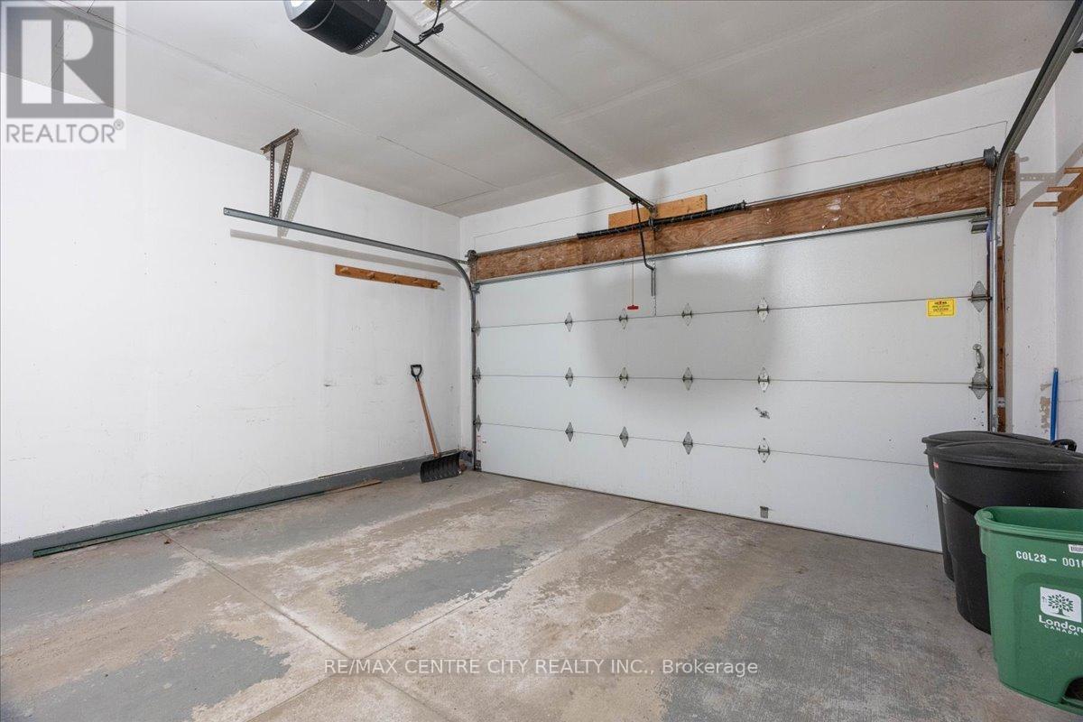 91 Josselyn Drive, London South, Ontario  N6E 3V6 - Photo 28 - X12135544