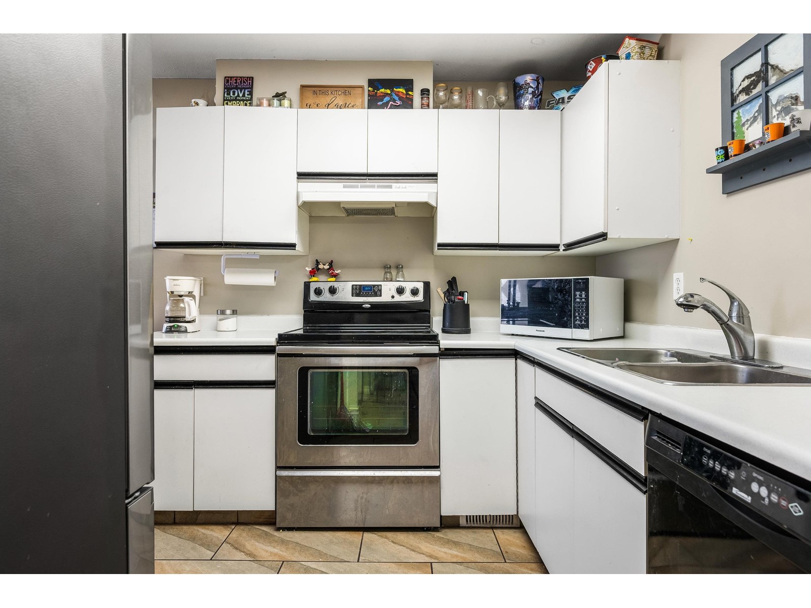 Property at 18 5536 VEDDER ROAD image 1