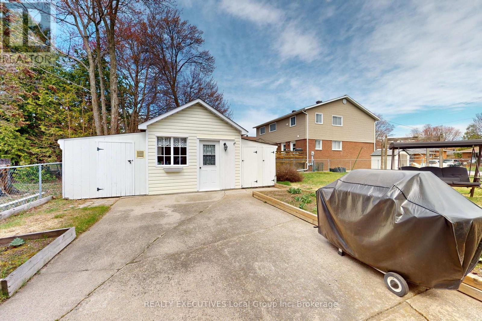 494 Angus Avenue, North Bay, Ontario  P1B 7M1 - Photo 4 - X12128060