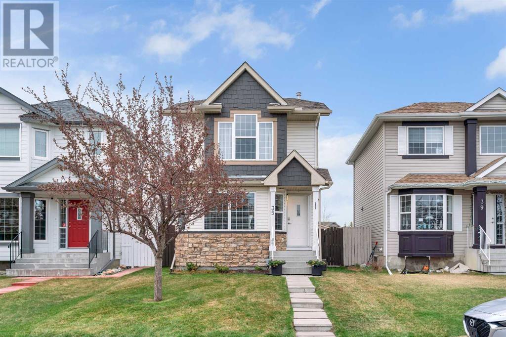 Property at 35 Everstone Way SW image 1