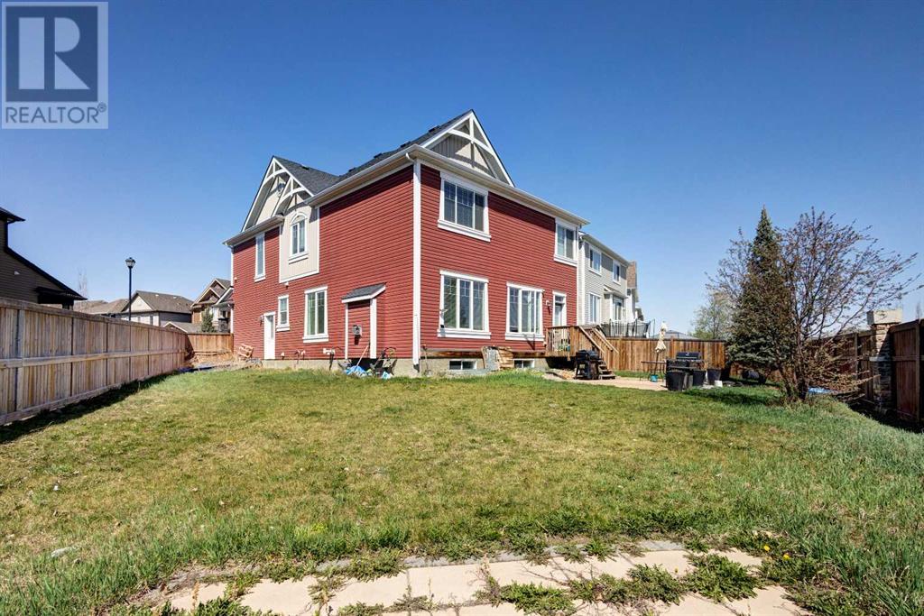 Property at 596 Windbrook Heights SW image 3