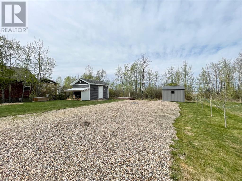 28 Sunset Lane, Rural Stettler No. 6, Alberta  T0C 2L0 - Photo 2 - A2218707
