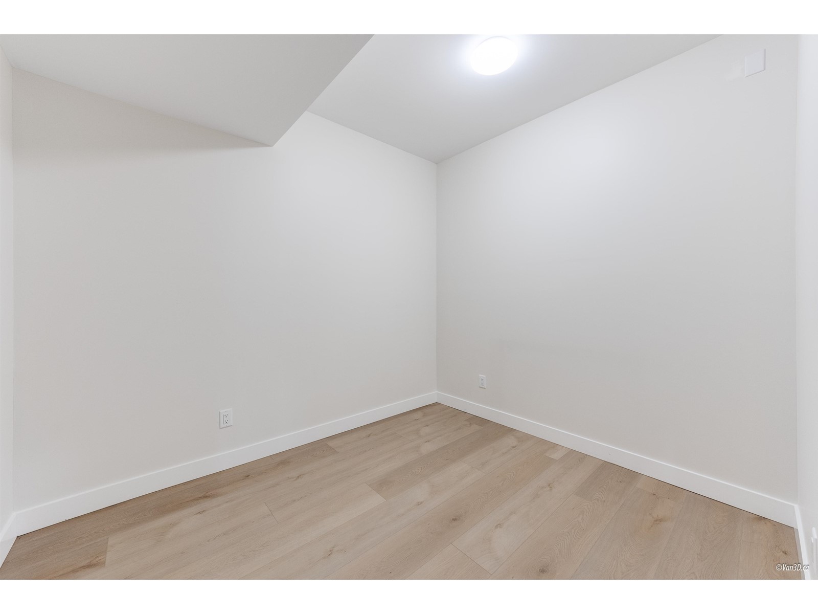 34758 Pakenham Place, Mission, British Columbia  V2V 7A6 - Photo 35 - R3000592